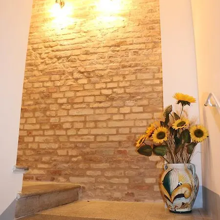 La Casa Sul Borgo Apartment *
